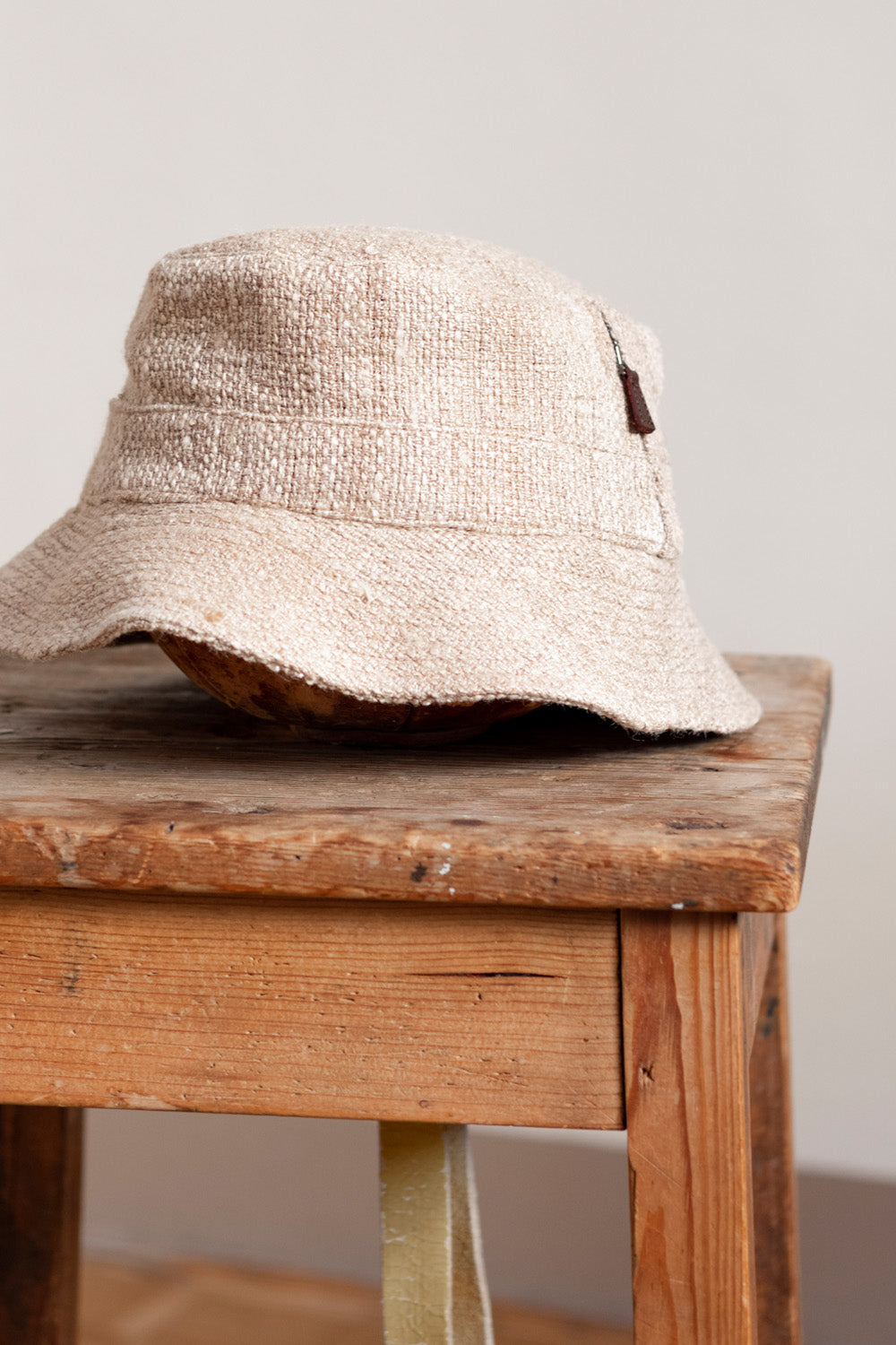 Bucket Hat in Silk Burlap